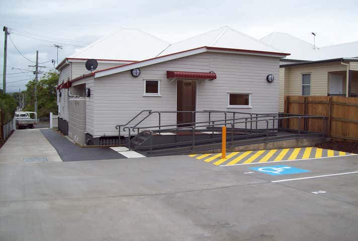 1/12 Gray Street Ipswich QLD 4305 - Image 8