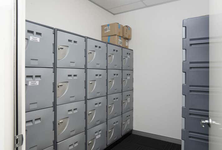 6/1 Merino Entrance Cockburn Central WA 6164 - Image 18