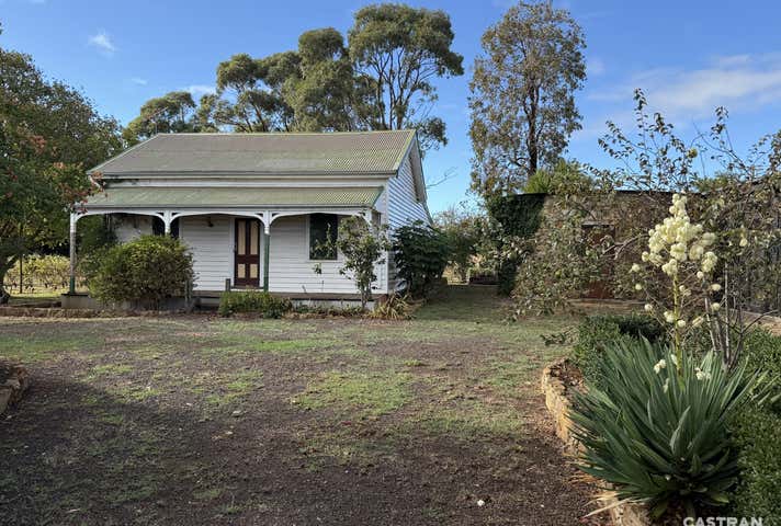 3454 Midland Highway 'Swiss Mountain Hotel' Blampied VIC 3364 - Image 33