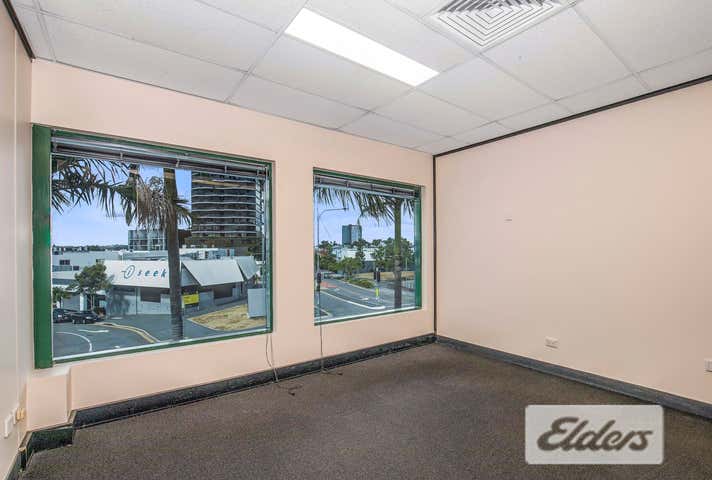 32 Logan Road Woolloongabba QLD 4102 - Image 4