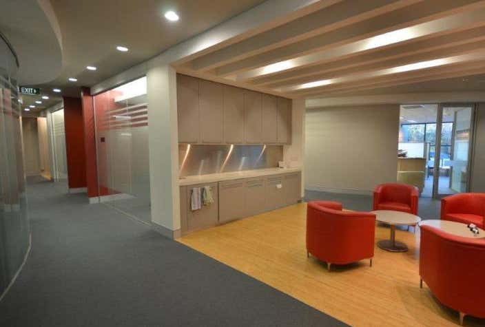 Platinum Building, Level 3 Suite 3.31, 4 Ilya Ave Erina NSW 2250 - Image 1