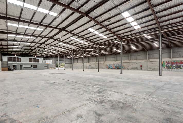 402 Thompson Road North Geelong VIC 3215 - Image 6