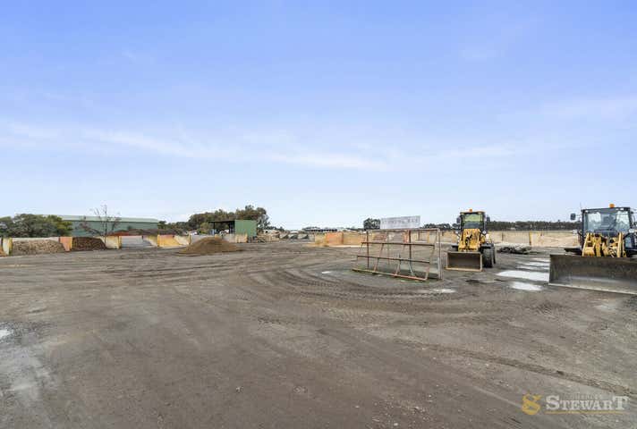 75 Rossmoyne Road Colac West VIC 3250 - Image 4