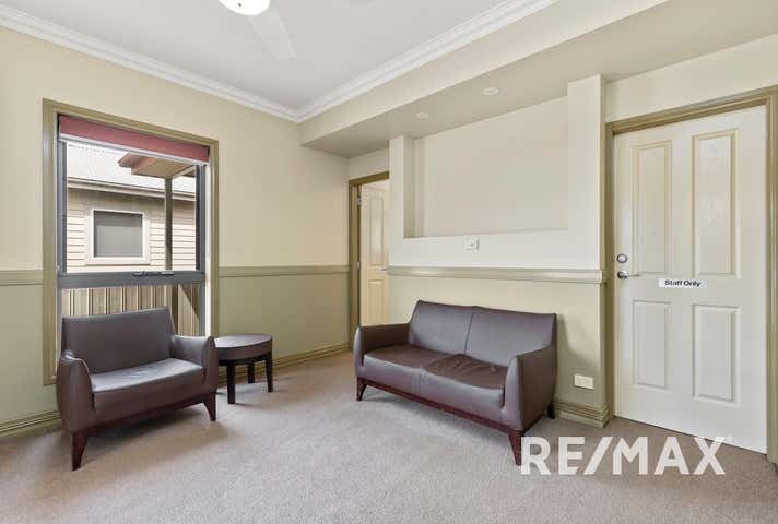 31 Hardy Avenue Wagga Wagga NSW 2650 - Image 2