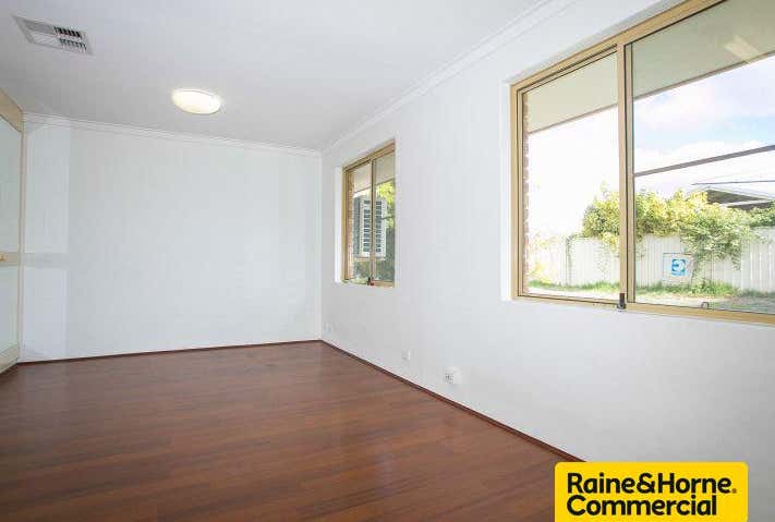 88 Farrington Road Leeming WA 6149 - Image 12