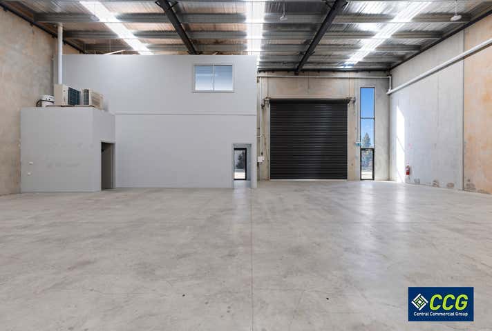2/39 Ravenhall Way Ravenhall VIC 3023 - Image 4