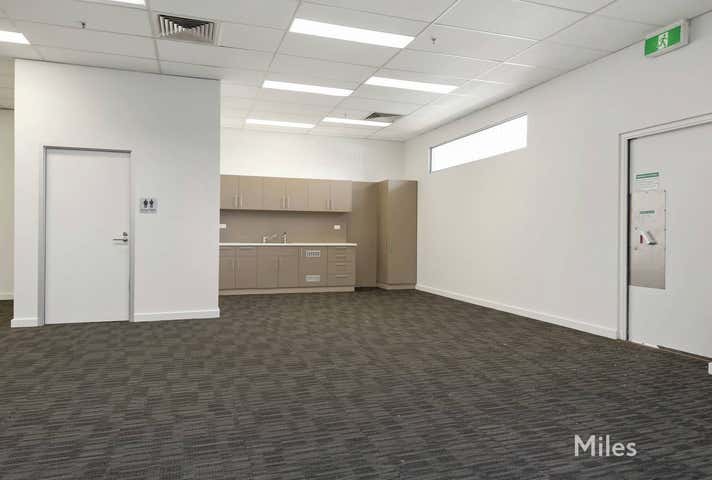 157B Gladstone Park Drive Gladstone Park VIC 3043 - Image 4