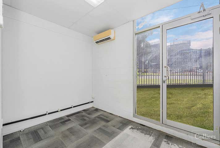 16 Ingham Road West End QLD 4810 - Image 12