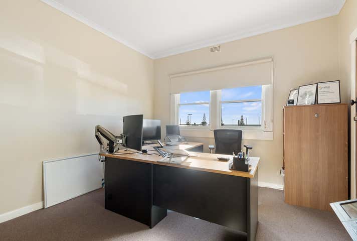 12 Reeves Street South Burnie TAS 7320 - Image 5