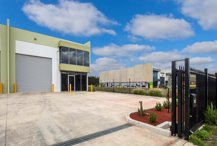 29 Ravenhall Way Ravenhall VIC 3023 - Image 8