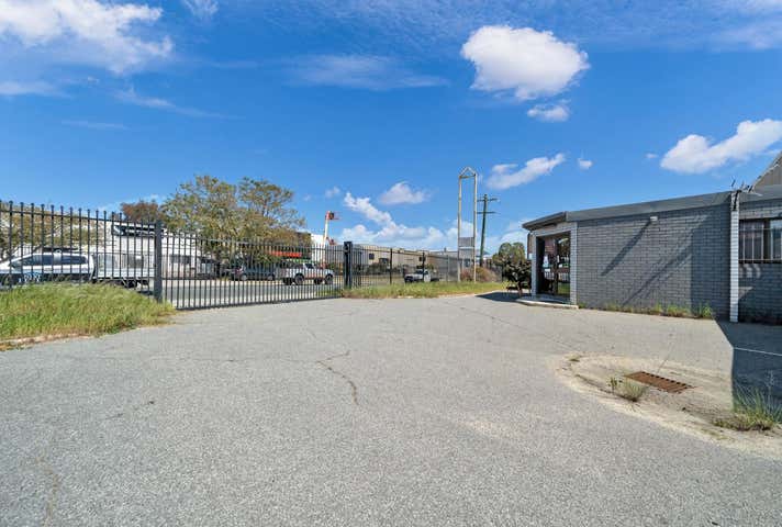 26 Furniss Road Landsdale WA 6065 - Image 6