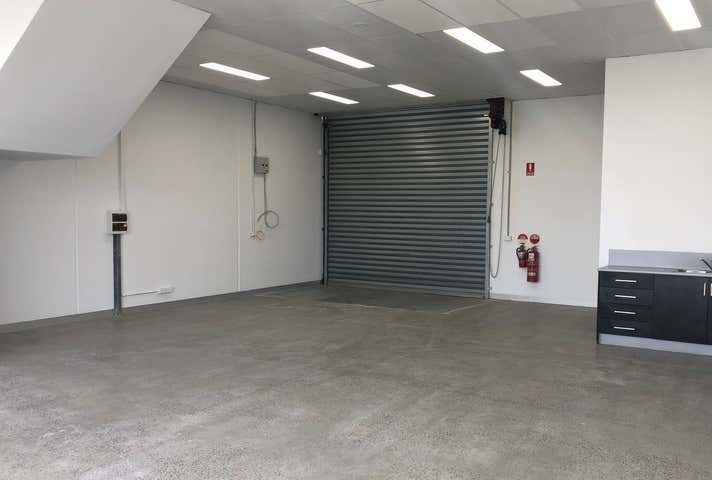 2/158 Chesterville Road Cheltenham VIC 3192 - Image 2