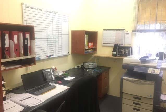 76 Warwick Road Ipswich QLD 4305 - Image 10