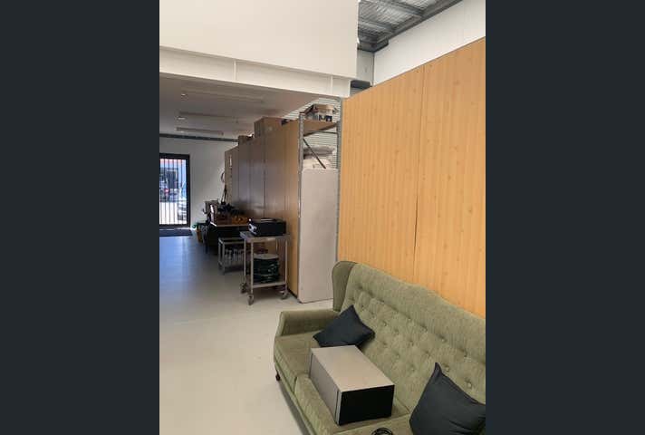 T5-2 Pitt Way Booragoon WA 6154 - Image 4