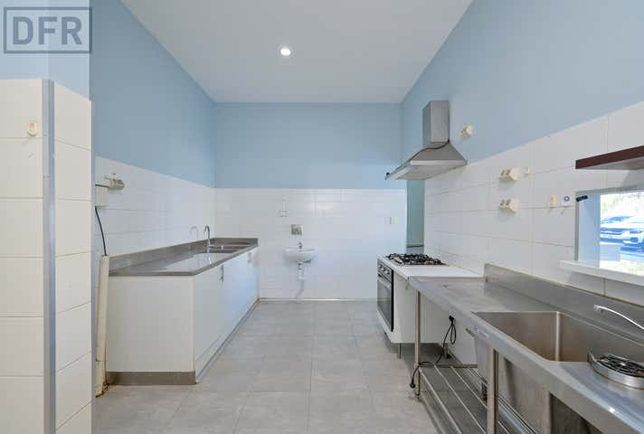 4/23 Junction Boulevard Cockburn Central WA 6164 - Image 11