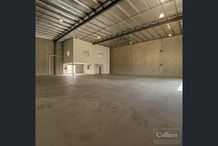 24/547 Woolcock Street Mount Louisa QLD 4814 - Image 4