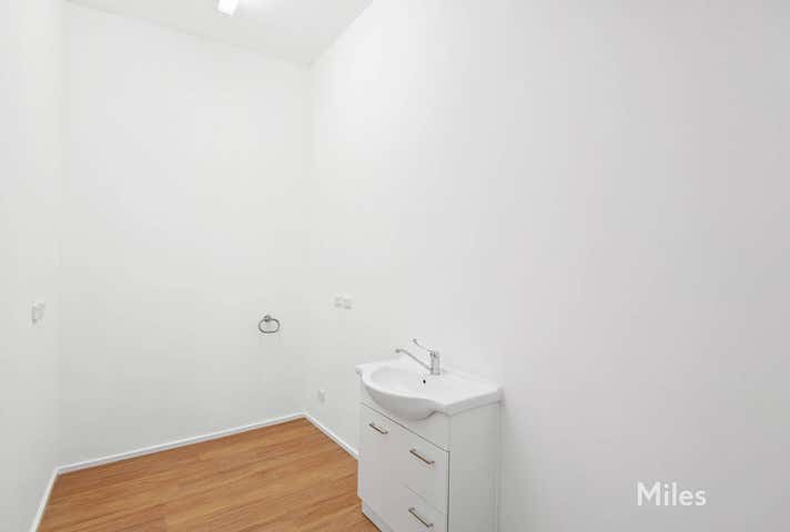 28 Bell Street Heidelberg Heights VIC 3081 - Image 7