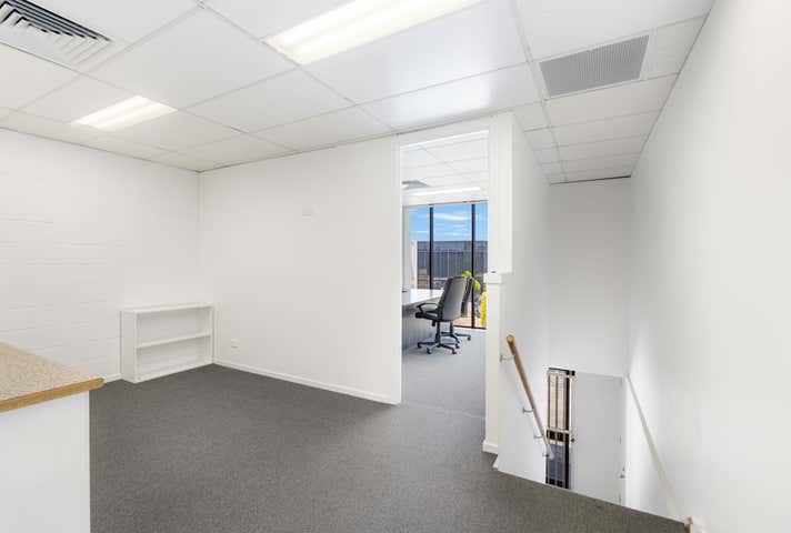 11/12-20 Lawrence Drive Nerang QLD 4211 - Image 5