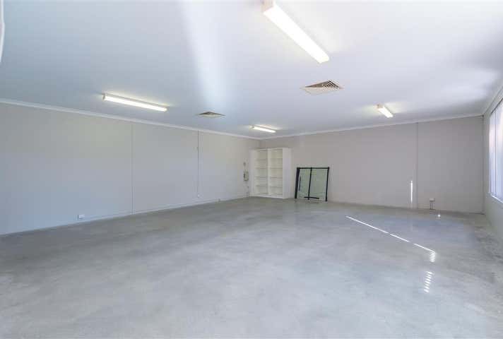 68 Paramount Drive Wangara WA 6065 - Image 15