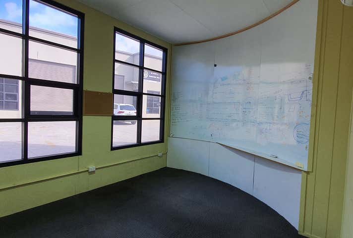 9/8 Pioneer Drive Woonona NSW 2517 - Image 3