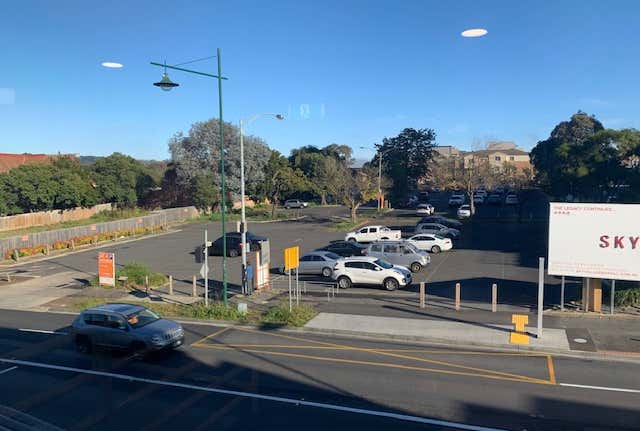 Unit 8, 532 Station Street Box Hill VIC 3128 - Image 2