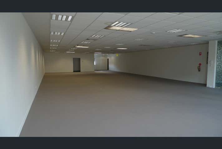 128 Acland Street St Kilda VIC 3182 - Image 3