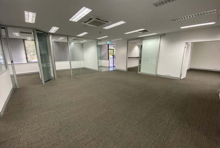 63 Raynham Street Salisbury QLD 4107 - Image 3