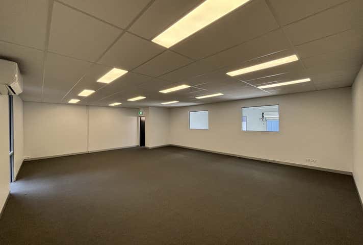 5/2-18 Pippabilly Place Upper Coomera QLD 4209 - Image 3