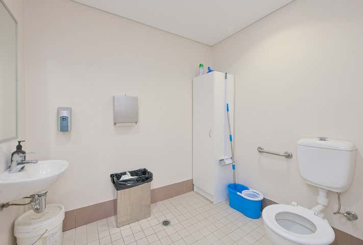 10/41 Catalano Circuit Canning Vale WA 6155 - Image 11