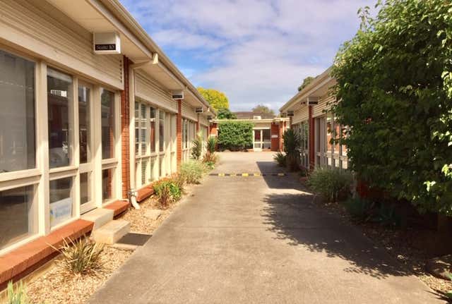 9/215 Watton Street Werribee VIC 3030 - Image 3