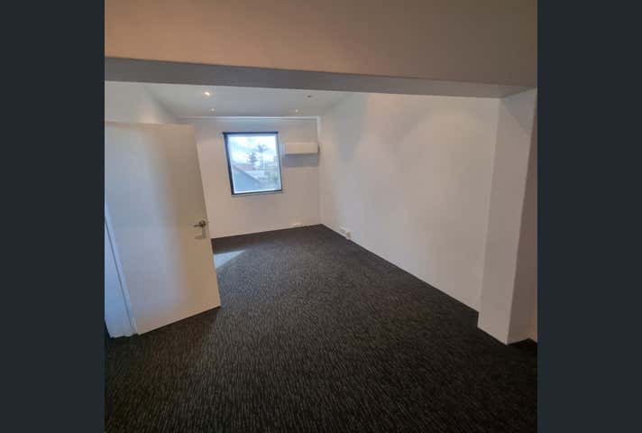 1/2 Scott Street Newcastle East NSW 2300 - Image 8