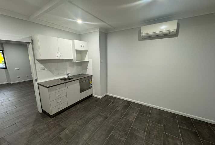 1/11 Carmel Street Garbutt QLD 4814 - Image 3