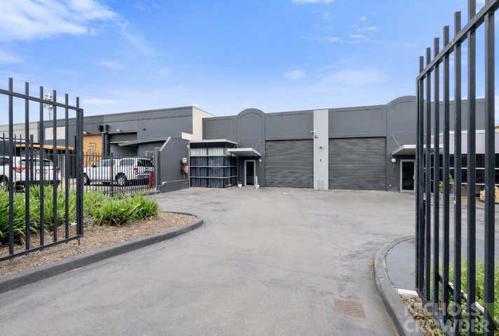 2/14 Kenji Street Mornington VIC 3931 - Image 6