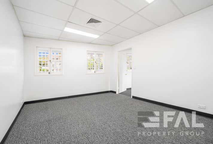 35 Woodstock Road Toowong QLD 4066 - Image 4
