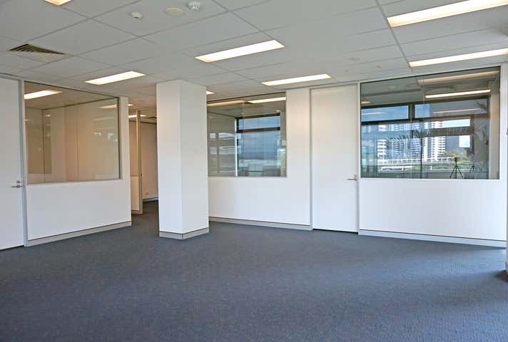 4 Miami Key Broadbeach QLD 4218 - Image 4