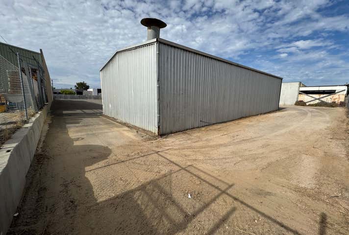 26 Furniss Road Landsdale WA 6065 - Image 23