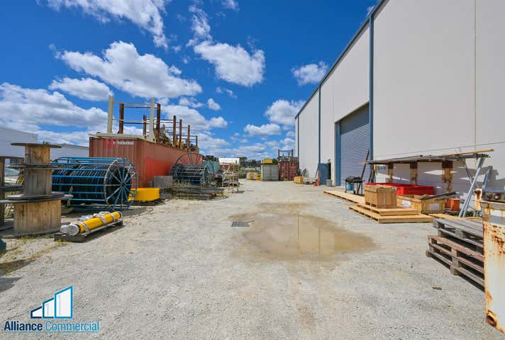 24 GARNET WAY Maddington WA 6109 - Image 21