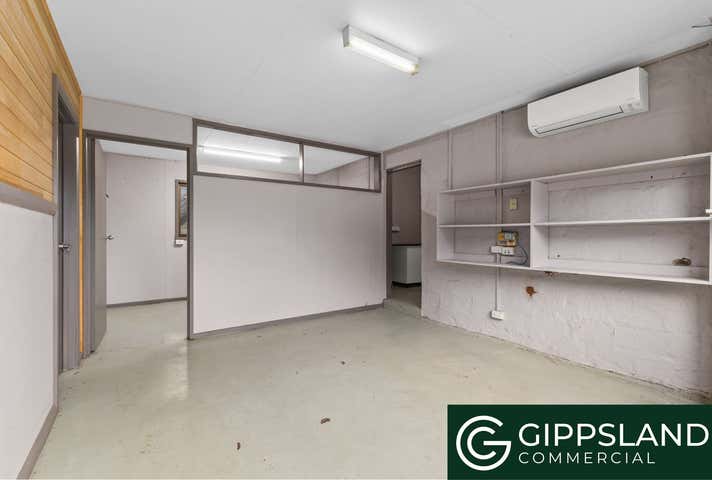 15 Mavis Avenue Warragul VIC 3820 - Image 10