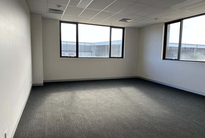 4/17 Infinity Drive Truganina VIC 3029 - Image 7