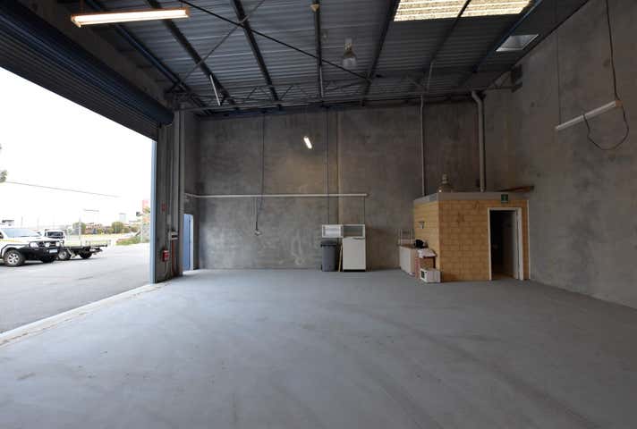 1/593 BICKLEY ROAD Maddington WA 6109 - Image 4