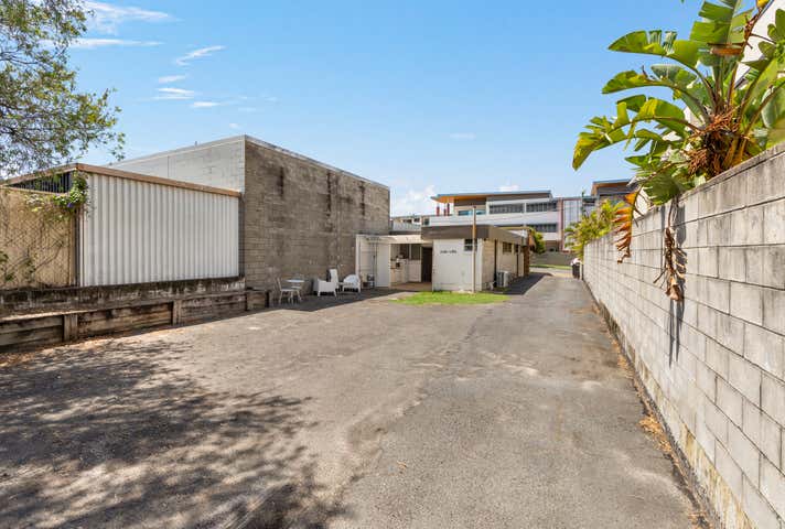3 Sportsman Avenue Mermaid Beach QLD 4218 - Image 8