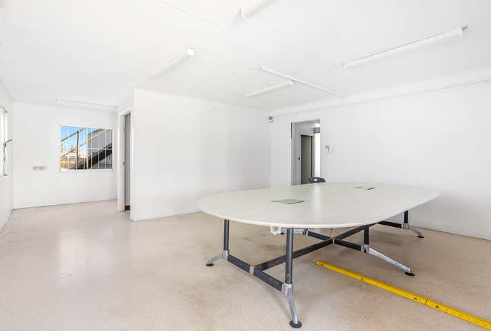 393-409 McLaughlin Street Parkhurst QLD 4702 - Image 22