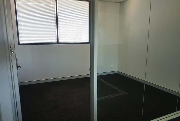 6/15 Discovery Drive North Lakes QLD 4509 - Image 11