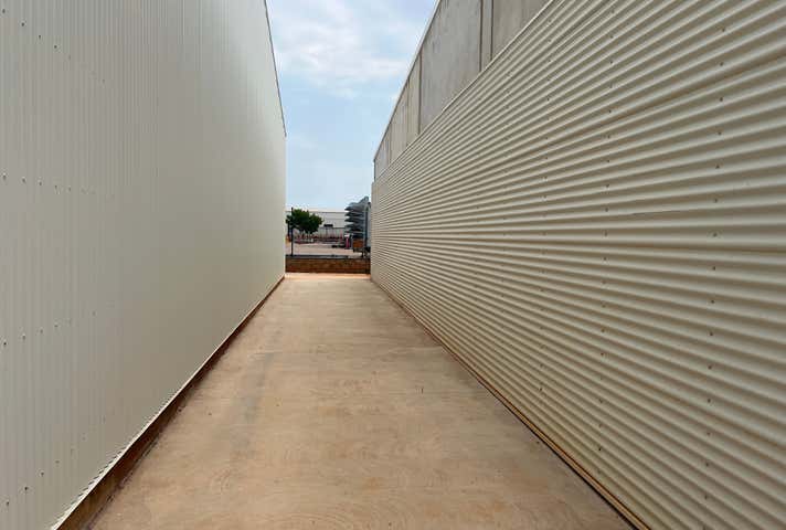 1/33 Gwendoline Crossing Bilingurr WA 6725 - Image 25