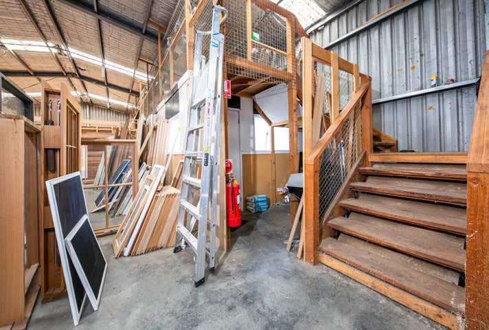 7/5-7 Johnson Crt Kyneton VIC 3444 - Image 5