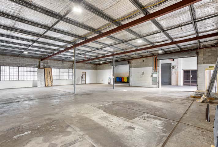 2/16 Northview Street Mermaid Waters QLD 4218 - Image 4