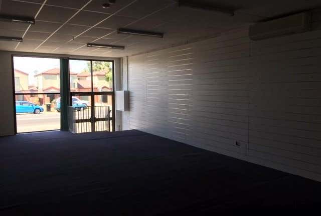 52 McKenzie Street Melton VIC 3337 - Image 4