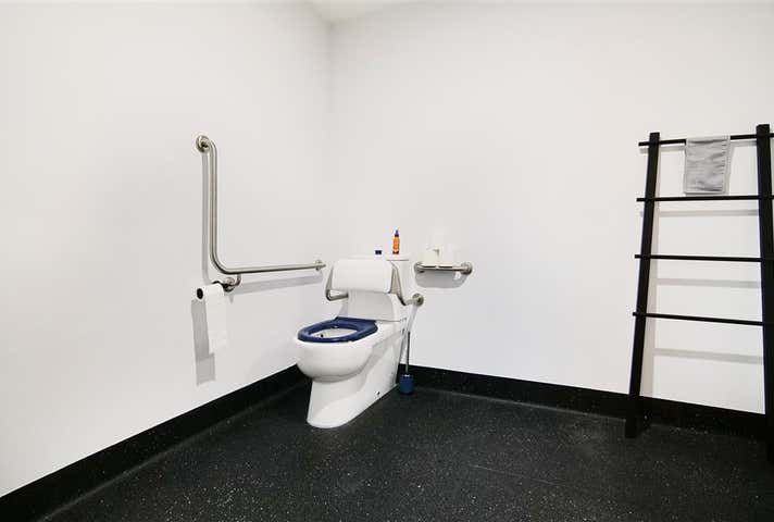 2/2 Points Way Cockburn Central WA 6164 - Image 21