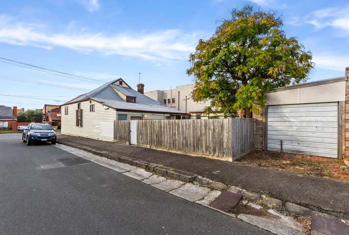 9 Retreat Road Newtown VIC 3220 - Image 11