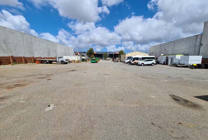 18 Kalinga Way Landsdale WA 6065 - Image 11